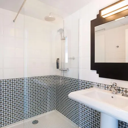 Best Western Journel Nice Saint-Laurent-Du-Var Otel 3*