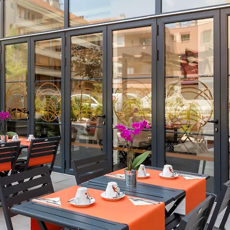 Hotel Western Journel
