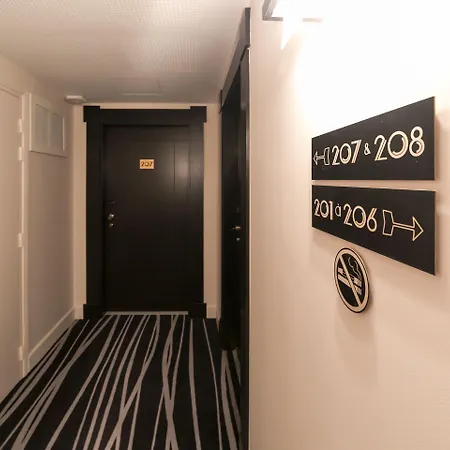 Western Journel Aeroport 3*