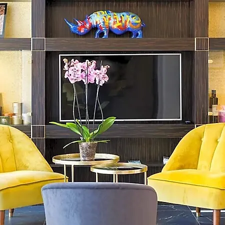 Hotel Western Journel