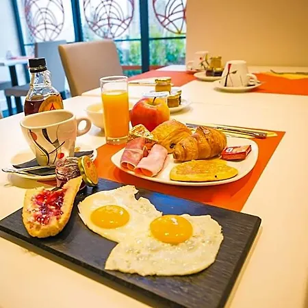 Hotel Western Journel
