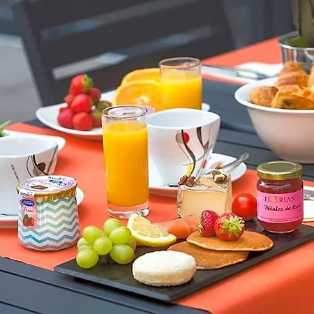 Hotel Western Journel