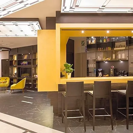 Western Journel Hotell 3*