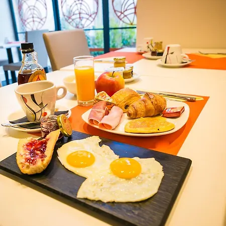 Western Journel Hotel